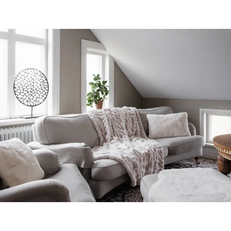 Pledd Luna 120 x 180 cm  - Snow Skinnwille