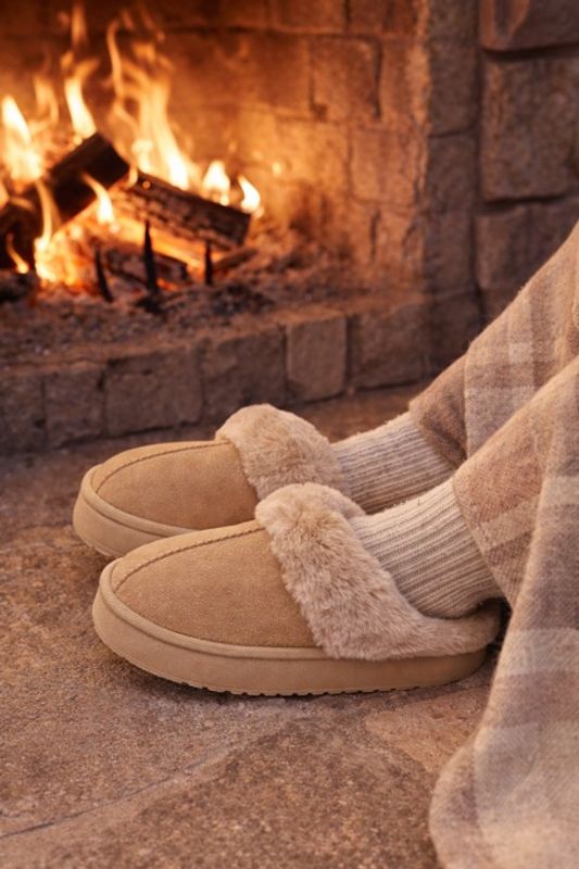 Tøffel med fuskepels og tykk såle, beige, str 38-39